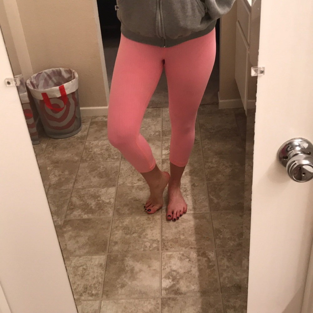 Lululemon wunder under crop